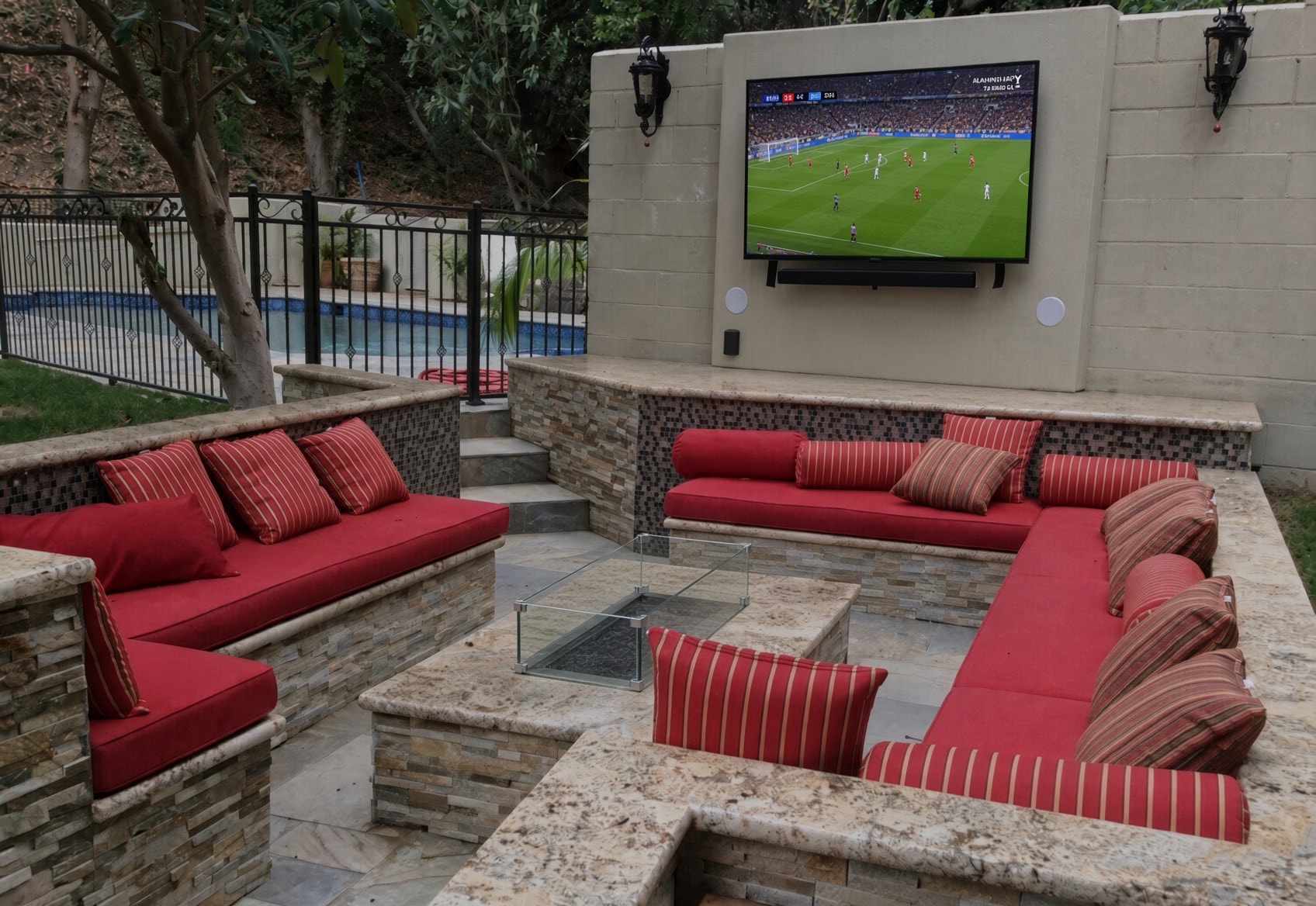 Custom fitted Sunbrella bench cushions and pillows