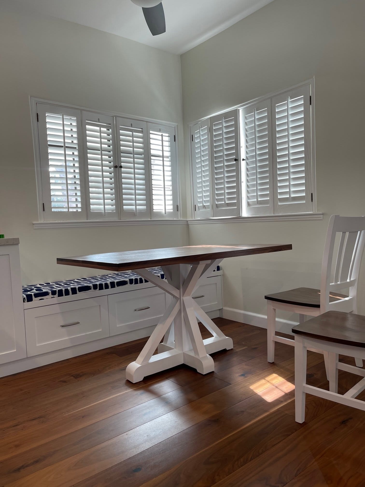Dining Nook 3 Drawer Banquette
