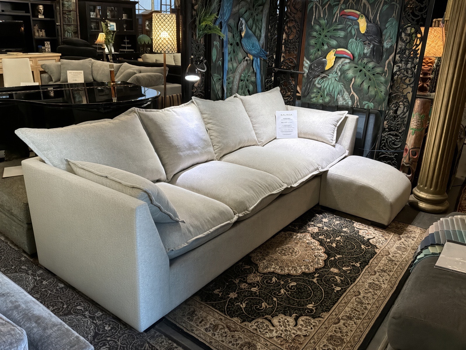 Balboa Collection Grand Sofa